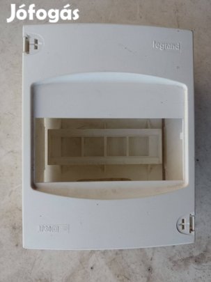 Eladó Legrand 6-os villamos elosztótábla Zalaegerszegen