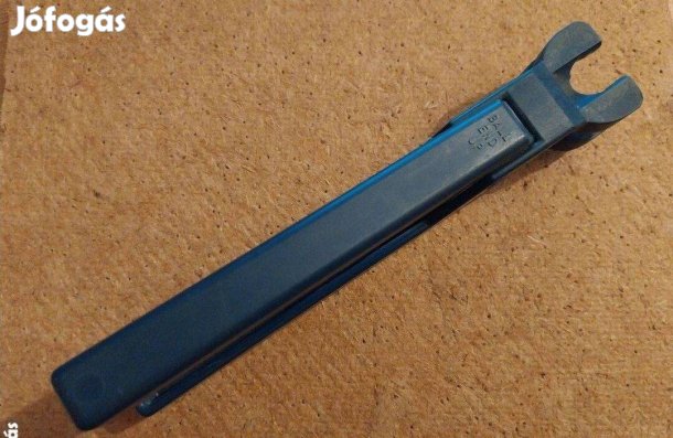 Eladó Loc-Line 1/4" szerelőfogó csőhöz,fittinghez