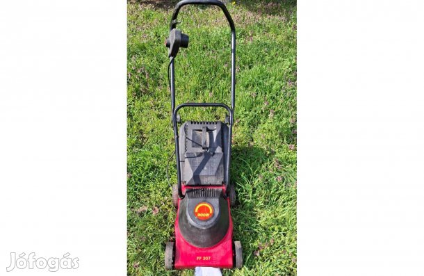 Eladó MTD elktromos fűnyíró 900 Wattos, élezett késsel