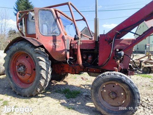 Eladó MTZ 50 Homlokrakodóval 