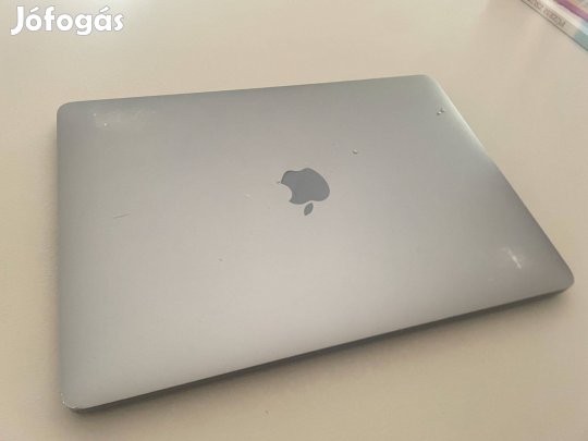 Eladó Macbook 2020 pro 500gb i5