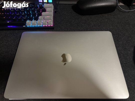 Eladó Macbook Pro 13" (2017) - Megkímélt, rendszeresen karbantartott! 