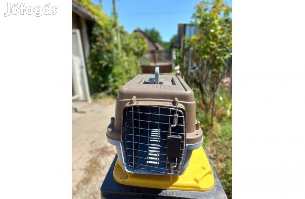 Eladó Macska hordozó