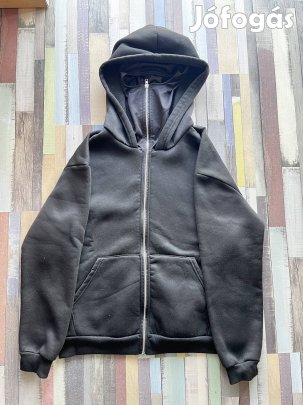 Eladó Maszkos pulóver