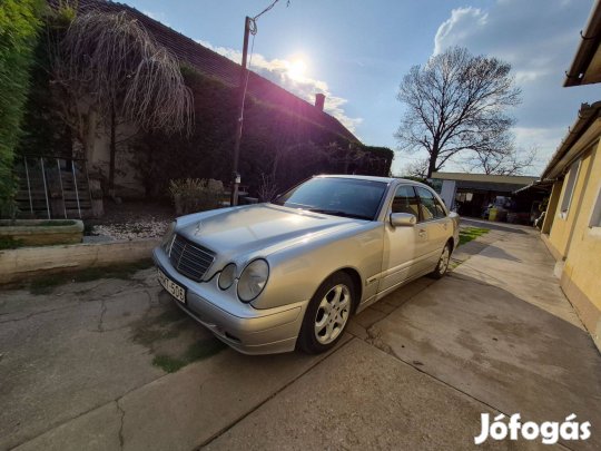 Eladó Mercedes E 210 compressor!