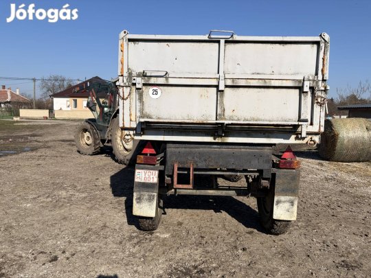 Eladó Mirsa fajta pótkocsi