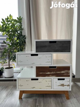 Eladó Mömax Komód