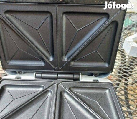 Eladó Momert melegszendvics sütő új