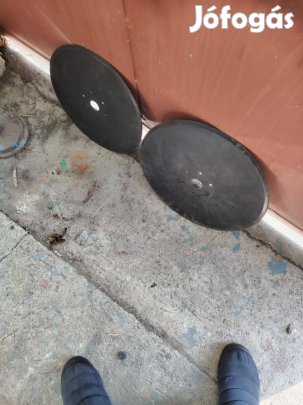 Eladó Monosem sornyitótárcsa