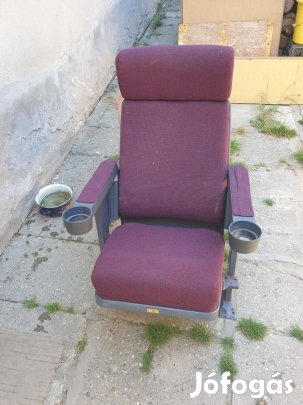 Eladó Moziszék