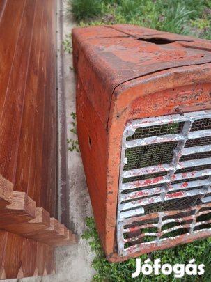 Eladó Mtz 50-es motorháztető