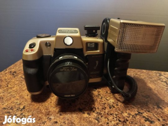 Eladó NK4040 filmes fényképezőgép - motoros, zoomos, retro