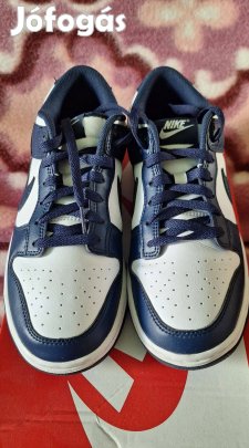 Eladó Nike cipő 41-es méretben