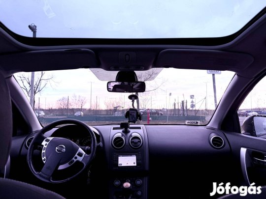Eladó Nissan Qashqai +2 J10