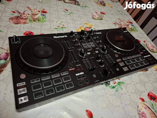 Eladó Numark DJ Pult !