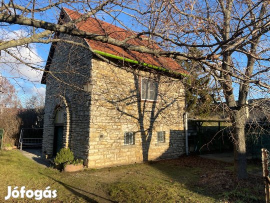 Eladó Nyaraló + Hatalmas Telek Balatonfüreden