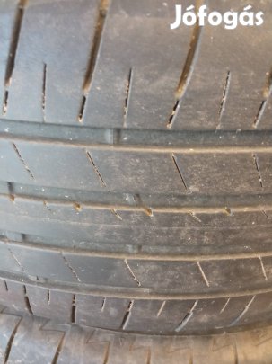 Eladó Nyári gumi