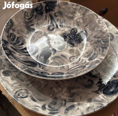 Eladó Olasz étkészlet