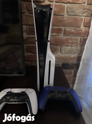 Eladó PS5 konzol + 2 kontroller