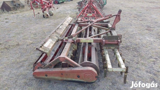 Eladó PZ-300 kompaktor, 3 méteres, jó állapotban