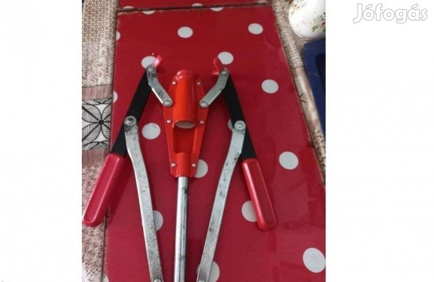 Eladó Palackozó és Dugózó Gép Borászati és Háztartási Felhasználásra