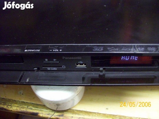 Eladó Panasonic SA-BTT370 házimozi távirányitóval 3 hangszóróval