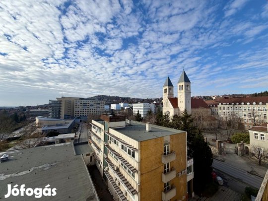 Eladó Panel lakás, Pécs Egyetemváros