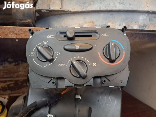 Eladó Peugeot 206 fűtéspanel fűtés kapcsoló Behr 99210