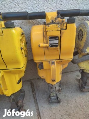 Eladó Pionjaar benzines bontó kalapács.