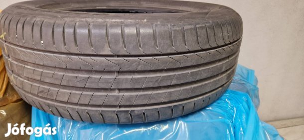 Eladó Pirelli scorpion nyari gumi 235/55 r18