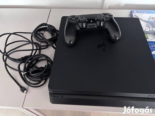 Eladó Playstation 4 500 GB