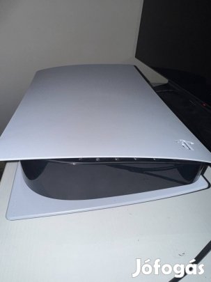 Eladó Playstation 5 konzol - 2 kontrollerrel, töltővel és 3 játékkal