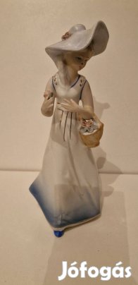 Eladó Regent kalapos fiatal hölgy porcelán figura