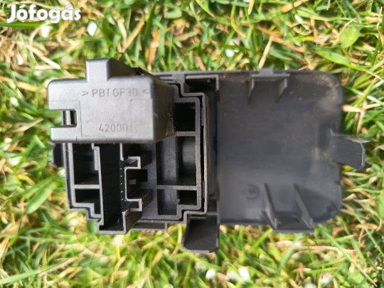 Eladó Renault Megane2 müszerfal világítás kapcsoló!