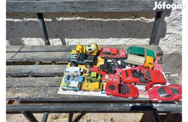 Eladó Retró kisautó 2