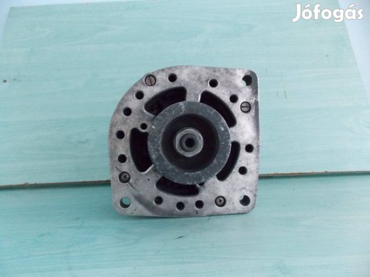 Eladó Scania T94L/310 9.0,143 M/420 14.2 24v generátor 65A(120468131