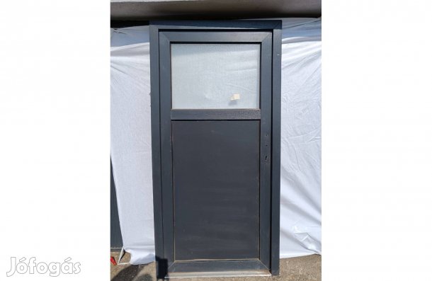 Eladó Senkf02 Ajtó