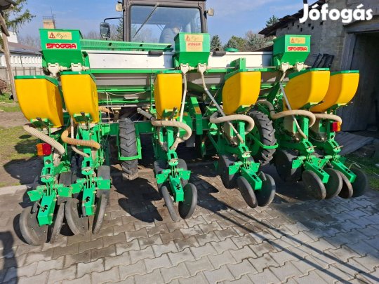 Eladó Sfoggia szemenkénti vetőgép megkímélt állapotban