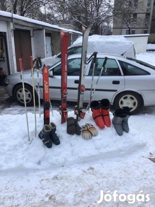 Eladó Síeléshez felszerelés