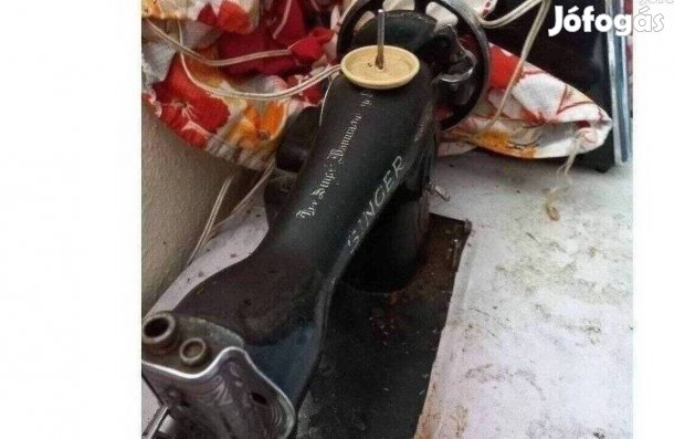 Eladó Singer Varrógép asztallal motorral