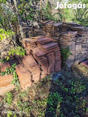 Eladó Siófokon hornyolt cserép
