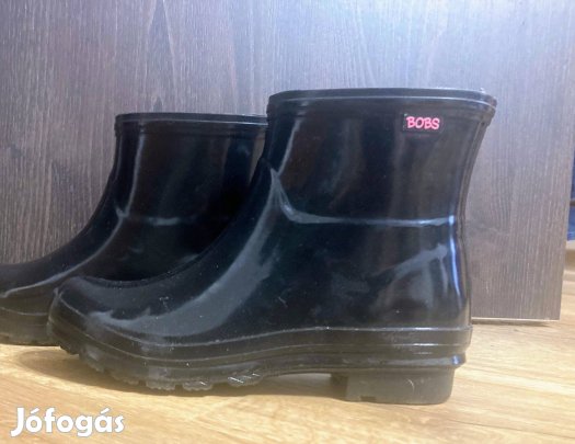 Eladó Skechers gumicsizma!