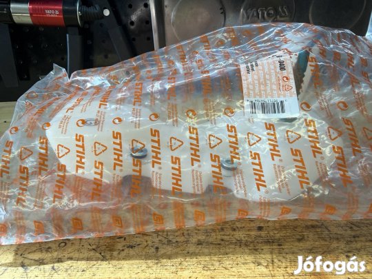 Eladó Stihl FS350 üzemanyagtartály, új.