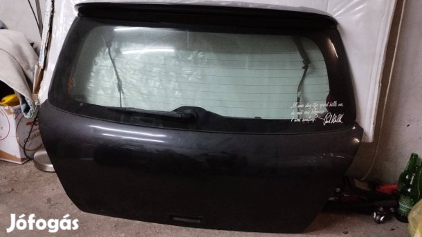 Eladó Suzuki Swift hátsó ajtó