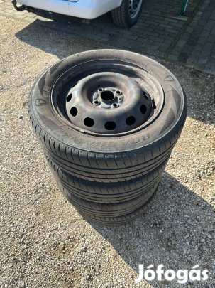 Eladó Suzuki spalsh 4x100 r15 felni garnitúra