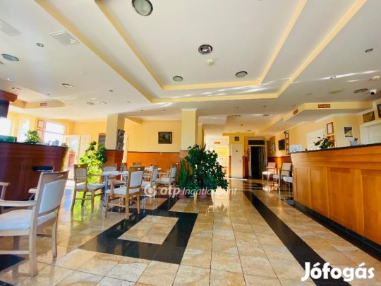 Eladó Szálloda, Hajdúszoboszló