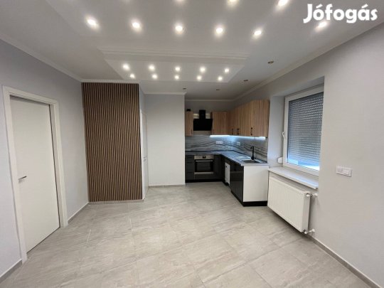 Eladó Szerencsen nappali+3 szobás teljes körűen felújított ház!