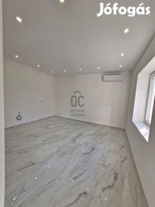 Eladó Szolnokon: 4 szobás tégla, családi ház a Pletykafaluban!