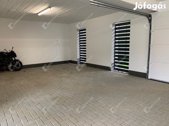 Eladó Szombathely Kocsibeálló!