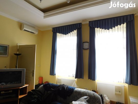 Eladó Szombathelyen 117 nm-es jó állapotú, Fő tér közeli, 5 szobás